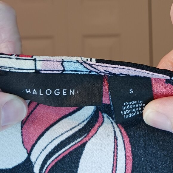 #86 3/$18 - Halogen Black/Yellow Short Sleeve Top Size S - Picture 6 of 6